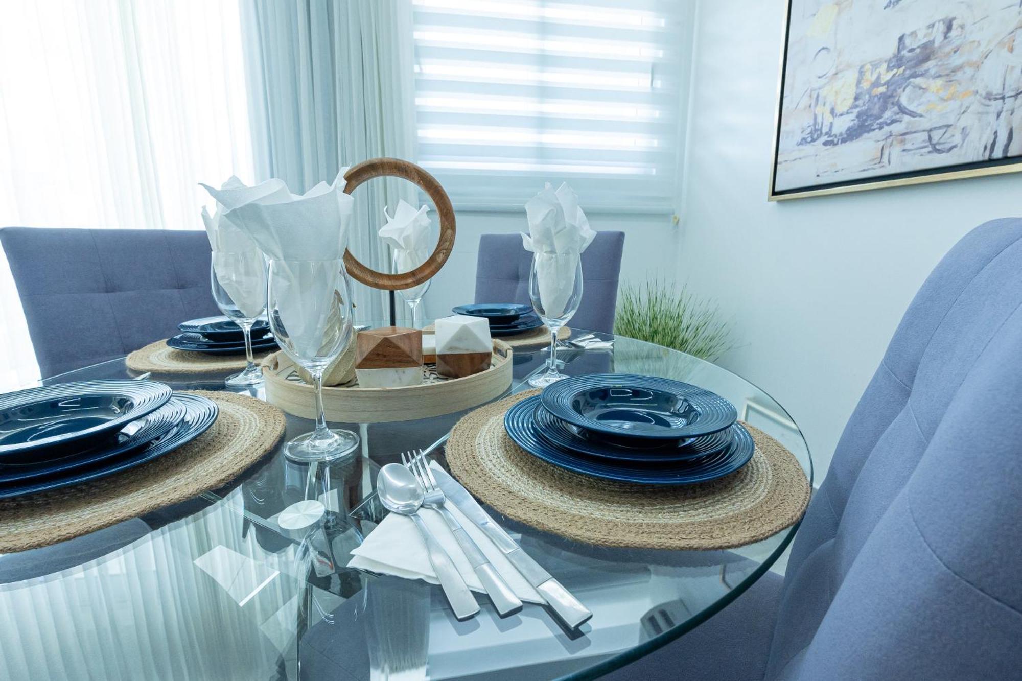 Soha Suites Santiago Gem Rare Find ซานติอาโก เด ลอสกาบาเญโรส ภายนอก รูปภาพ