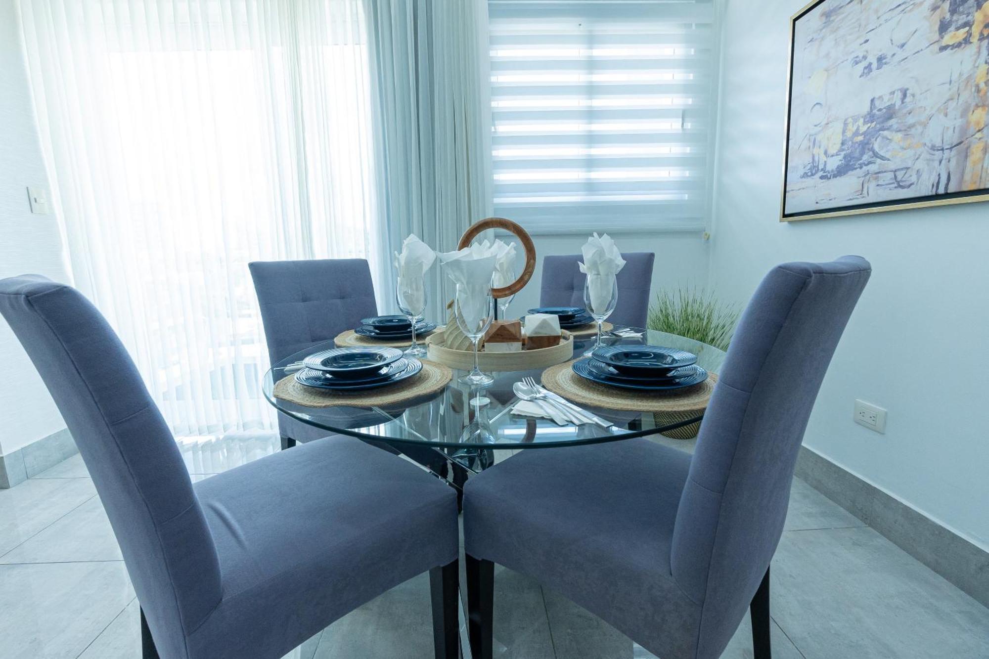 Soha Suites Santiago Gem Rare Find ซานติอาโก เด ลอสกาบาเญโรส ภายนอก รูปภาพ