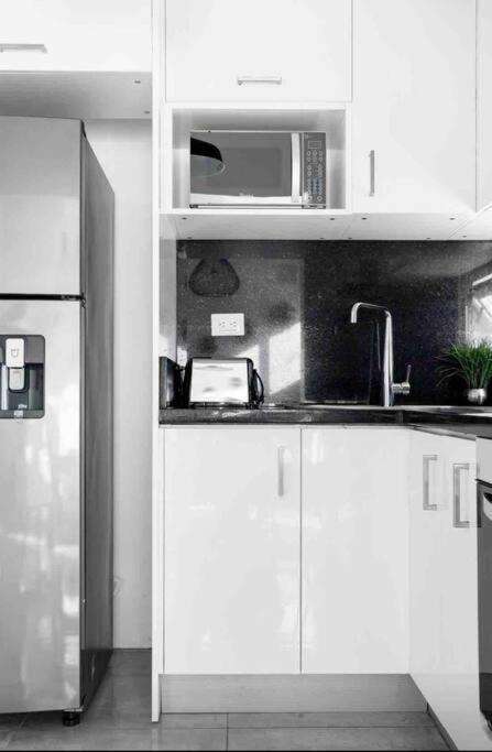 Soha Suites Santiago Gem Rare Find ซานติอาโก เด ลอสกาบาเญโรส ภายนอก รูปภาพ